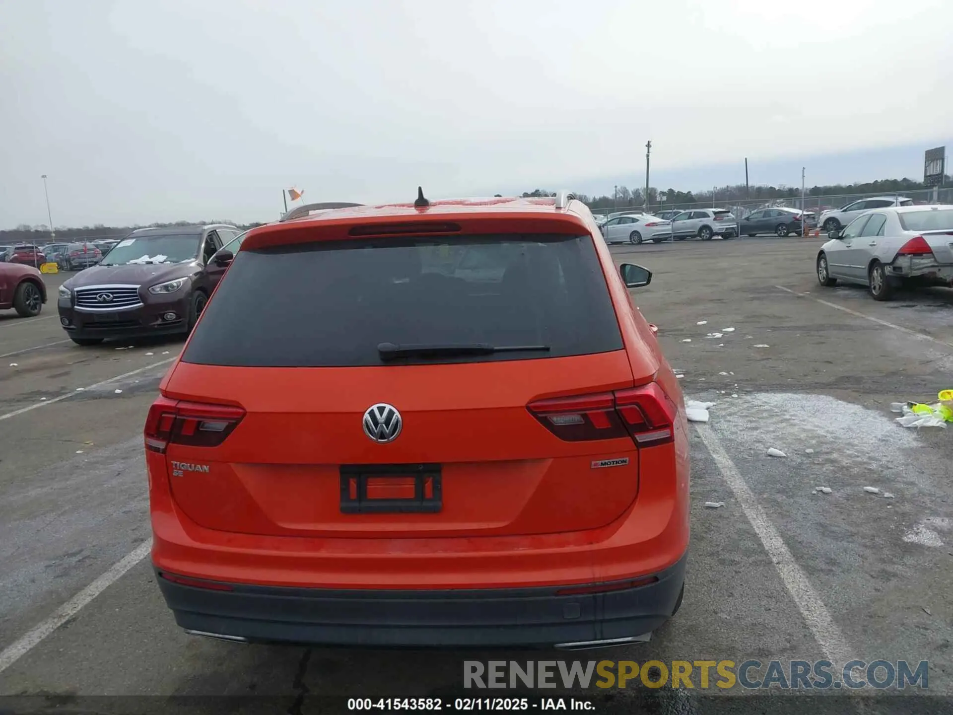 16 Photograph of a damaged car 3VV2B7AXXKM146446 VOLKSWAGEN TIGUAN 2019