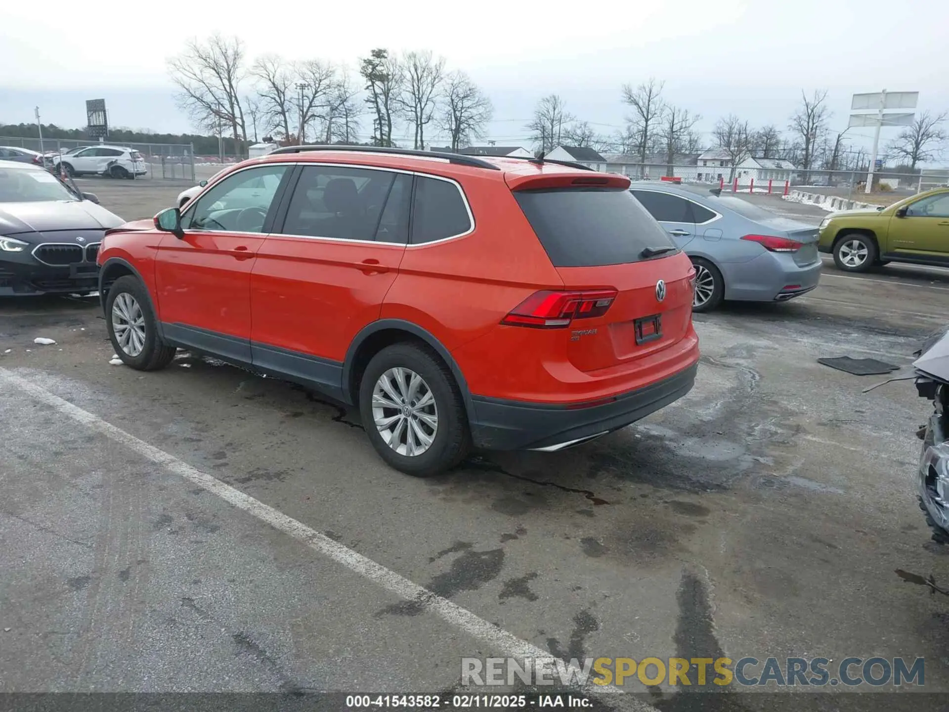 3 Photograph of a damaged car 3VV2B7AXXKM146446 VOLKSWAGEN TIGUAN 2019