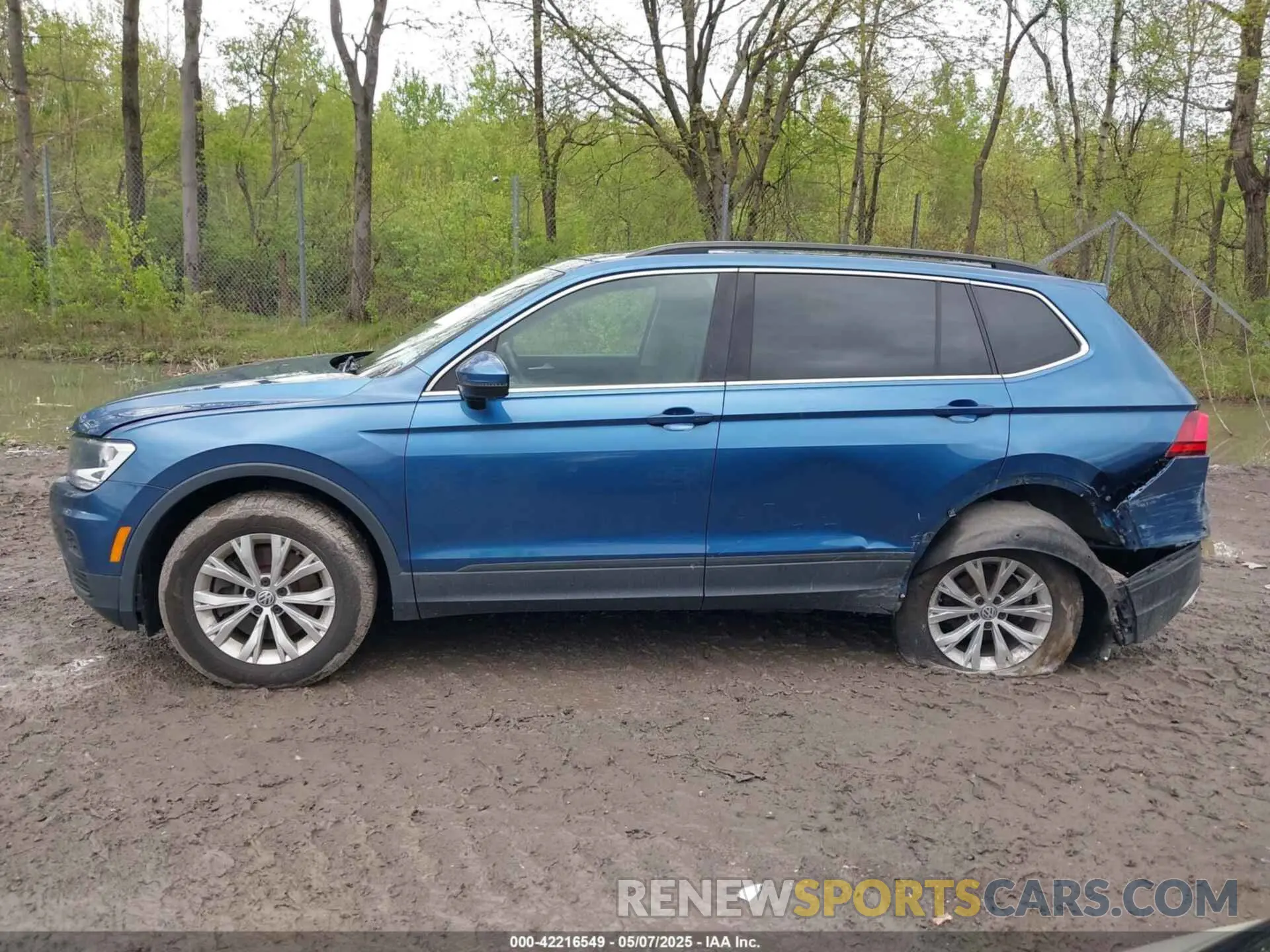 14 Photograph of a damaged car 3VV2B7AXXKM152294 VOLKSWAGEN TIGUAN 2019