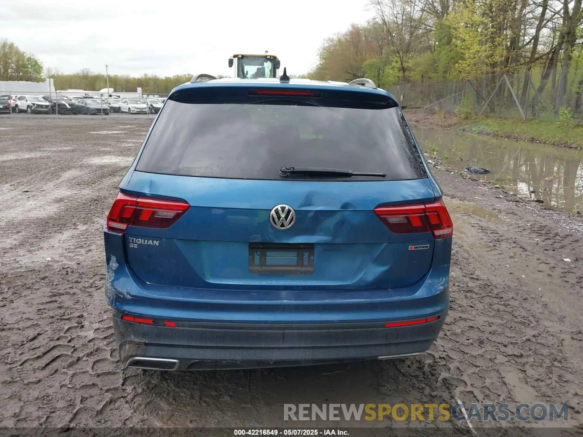 16 Photograph of a damaged car 3VV2B7AXXKM152294 VOLKSWAGEN TIGUAN 2019