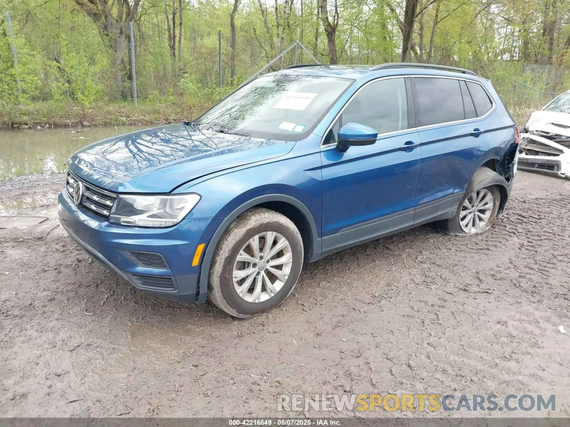 2 Photograph of a damaged car 3VV2B7AXXKM152294 VOLKSWAGEN TIGUAN 2019