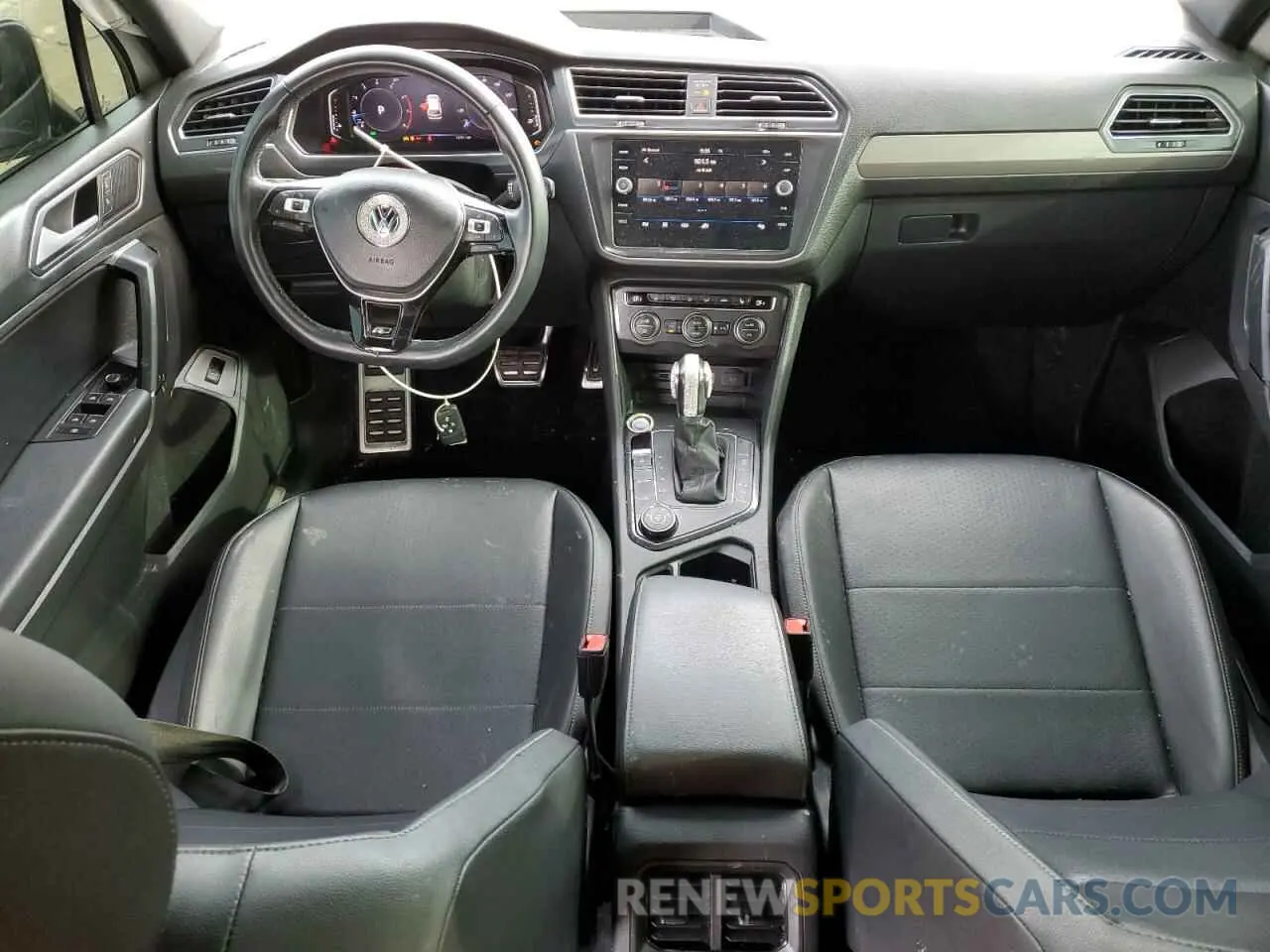 8 Photograph of a damaged car 3VV2B7AXXKM176174 VOLKSWAGEN TIGUAN 2019