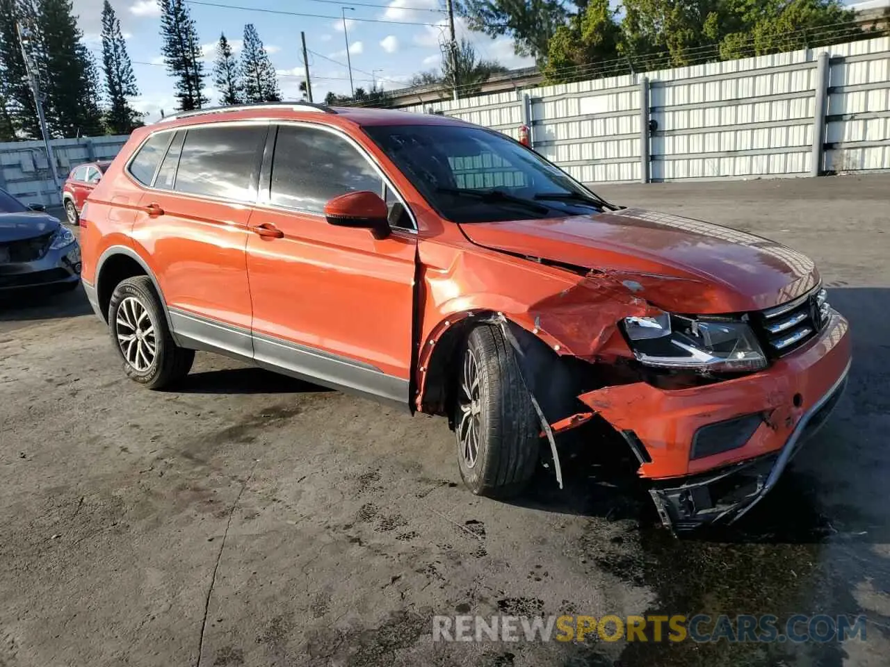 4 Photograph of a damaged car 3VV3B7AX0KM093552 VOLKSWAGEN TIGUAN 2019