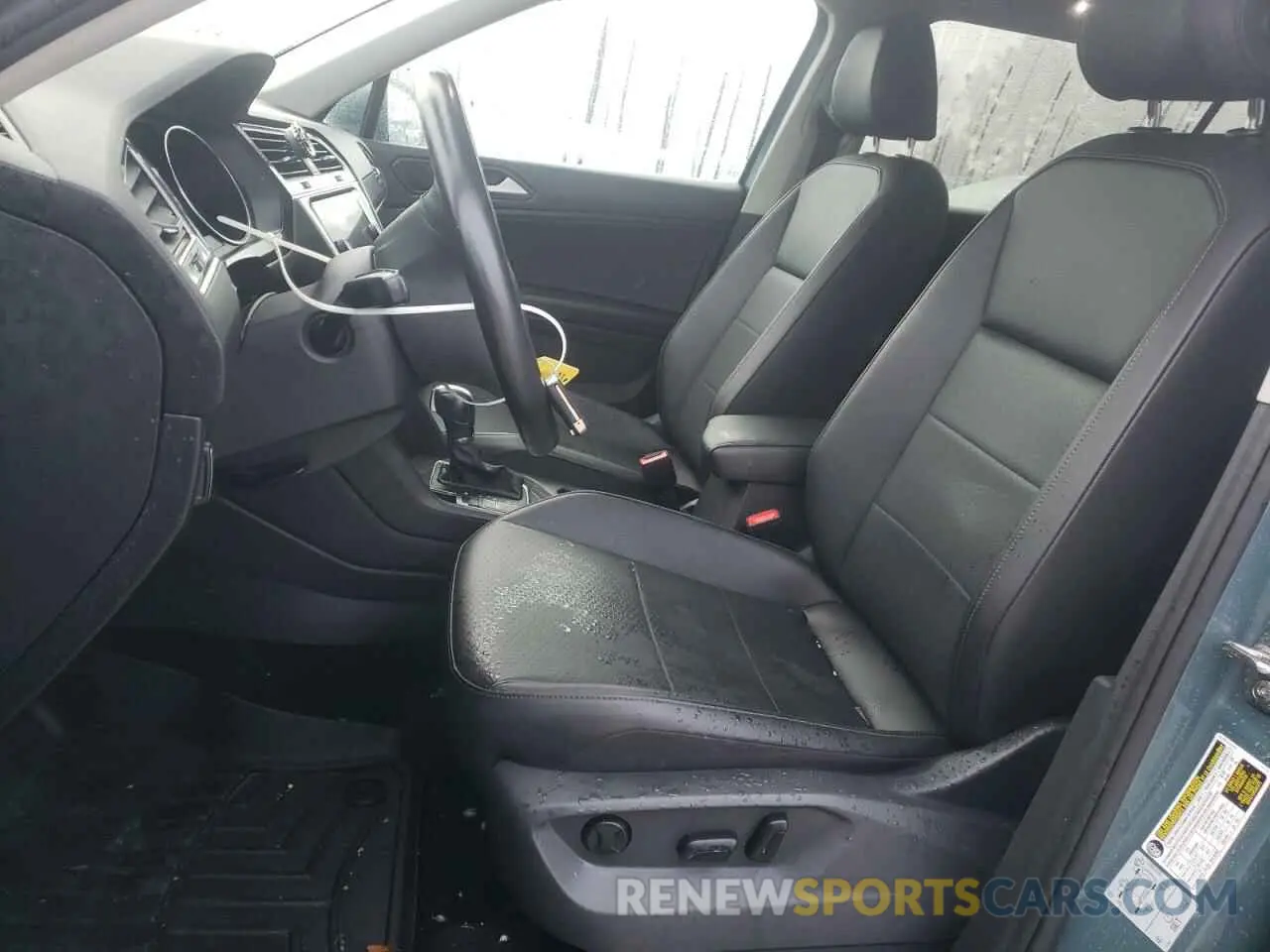 7 Photograph of a damaged car 3VV3B7AX0KM109507 VOLKSWAGEN TIGUAN 2019