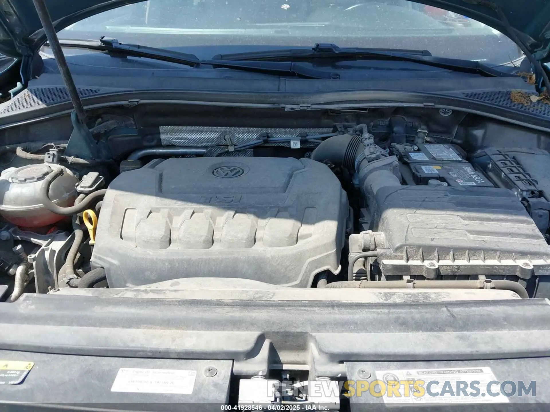10 Photograph of a damaged car 3VV3B7AX0KM119180 VOLKSWAGEN TIGUAN 2019