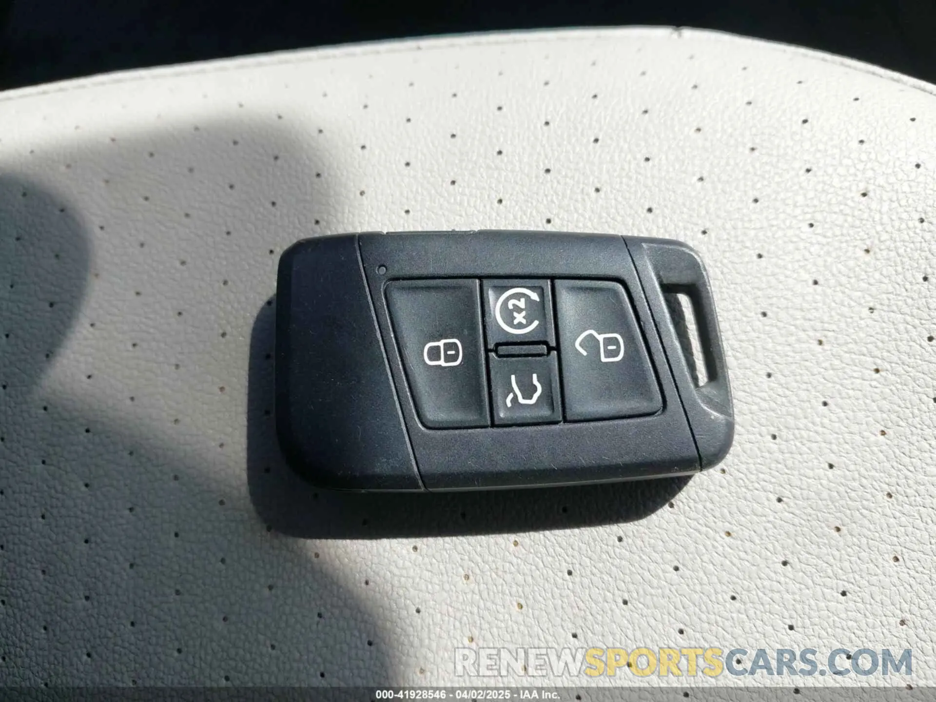 11 Photograph of a damaged car 3VV3B7AX0KM119180 VOLKSWAGEN TIGUAN 2019