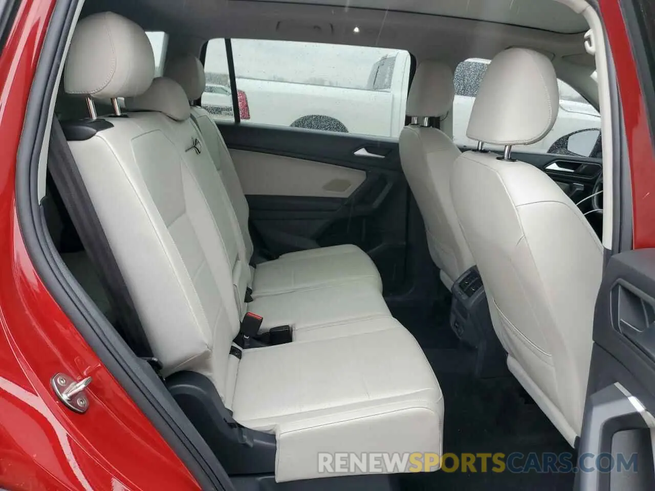 11 Photograph of a damaged car 3VV3B7AX0KM141163 VOLKSWAGEN TIGUAN 2019