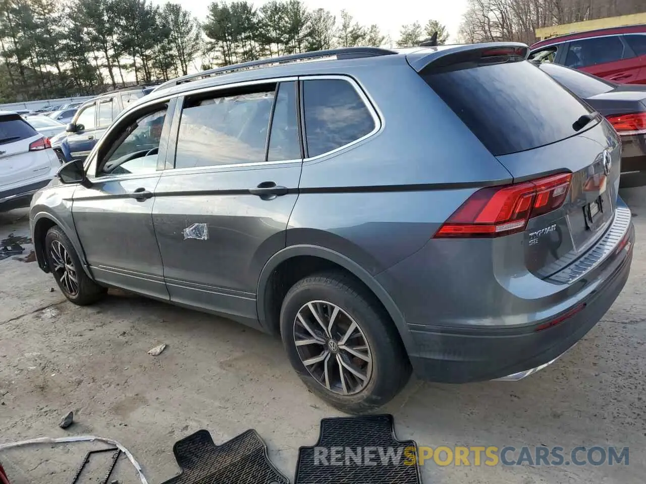 2 Photograph of a damaged car 3VV3B7AX0KM153927 VOLKSWAGEN TIGUAN 2019