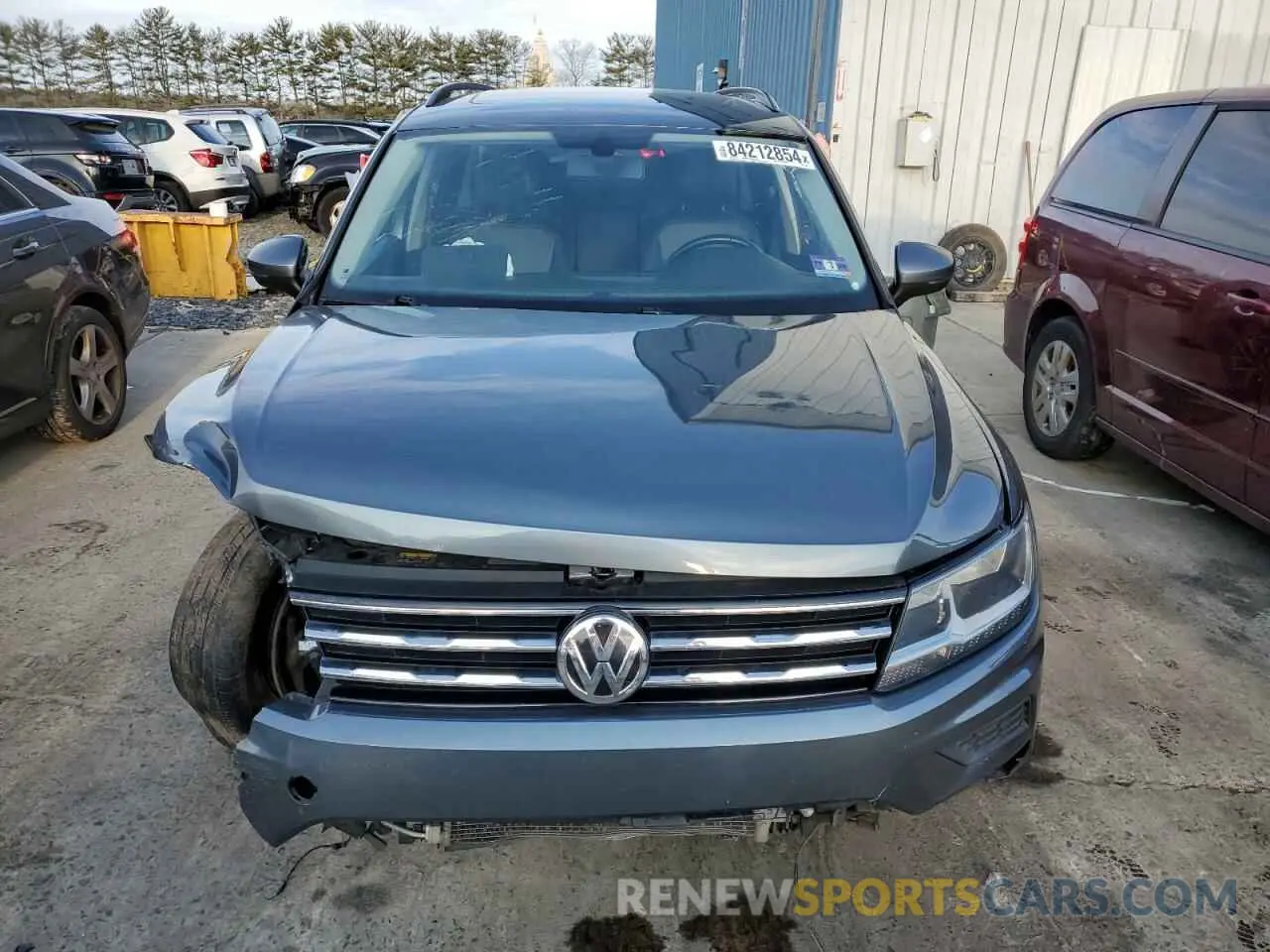 5 Photograph of a damaged car 3VV3B7AX0KM153927 VOLKSWAGEN TIGUAN 2019