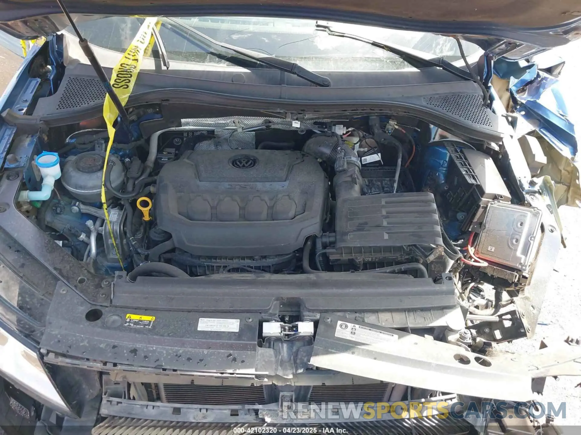 10 Photograph of a damaged car 3VV3B7AX1KM056655 VOLKSWAGEN TIGUAN 2019