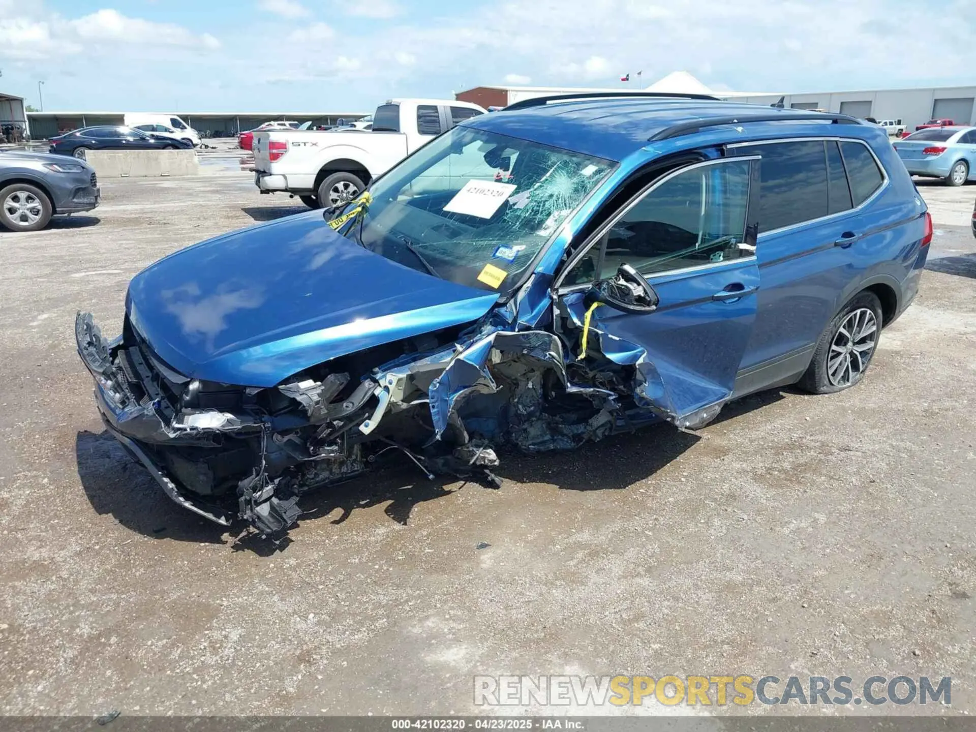 2 Photograph of a damaged car 3VV3B7AX1KM056655 VOLKSWAGEN TIGUAN 2019