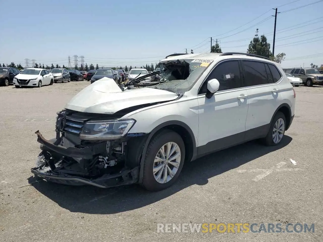 1 Photograph of a damaged car 3VV3B7AX1KM074766 VOLKSWAGEN TIGUAN 2019