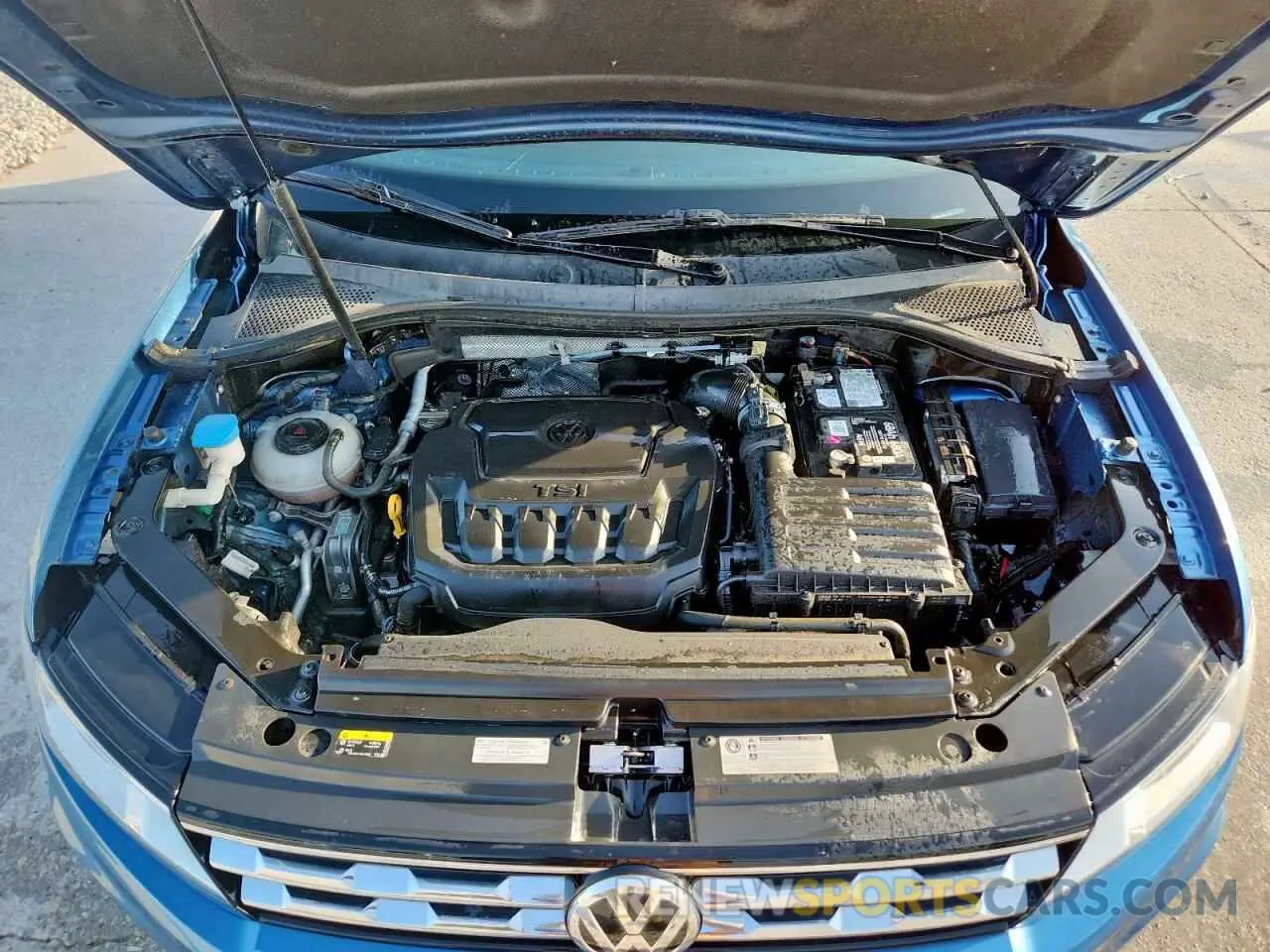 12 Photograph of a damaged car 3VV3B7AX1KM163947 VOLKSWAGEN TIGUAN 2019
