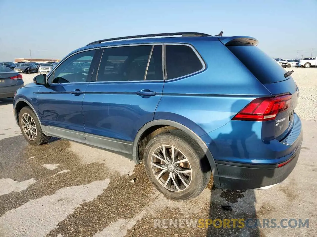 2 Photograph of a damaged car 3VV3B7AX1KM163947 VOLKSWAGEN TIGUAN 2019