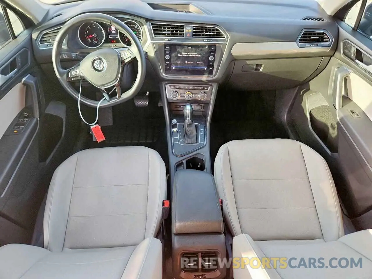 8 Photograph of a damaged car 3VV3B7AX1KM163947 VOLKSWAGEN TIGUAN 2019