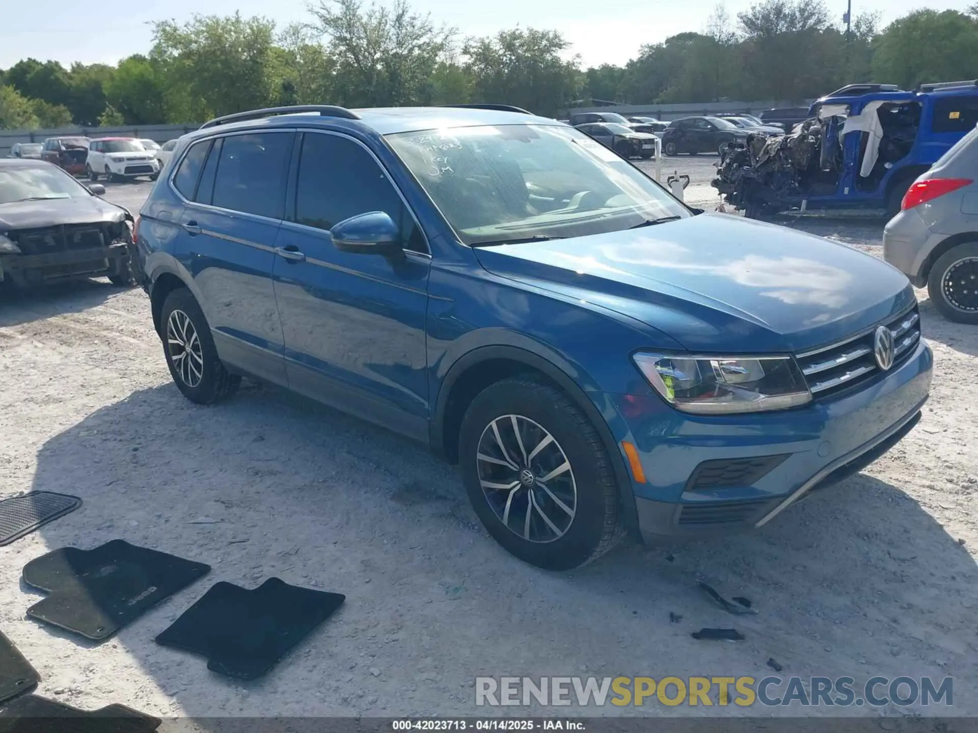 1 Photograph of a damaged car 3VV3B7AX2KM006055 VOLKSWAGEN TIGUAN 2019