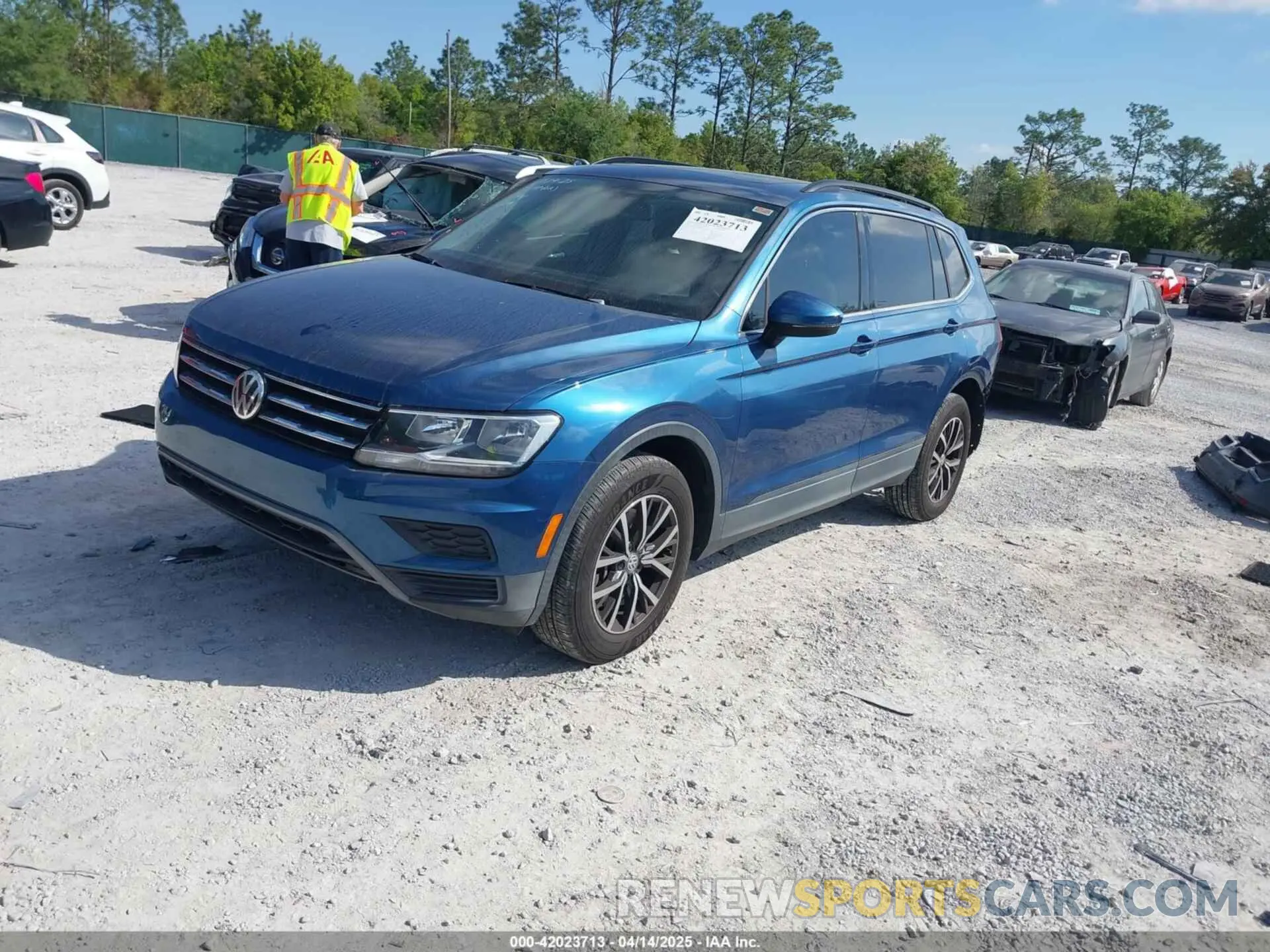 2 Photograph of a damaged car 3VV3B7AX2KM006055 VOLKSWAGEN TIGUAN 2019