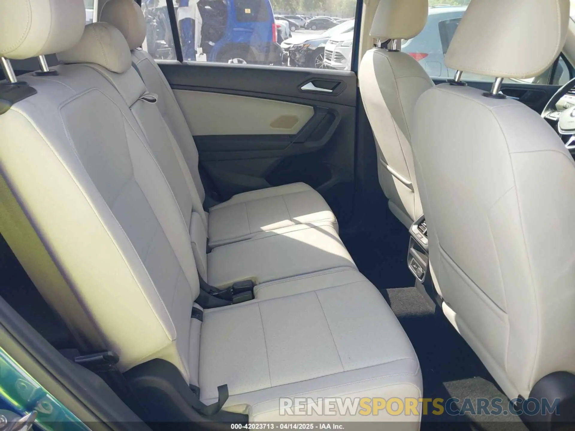 8 Photograph of a damaged car 3VV3B7AX2KM006055 VOLKSWAGEN TIGUAN 2019
