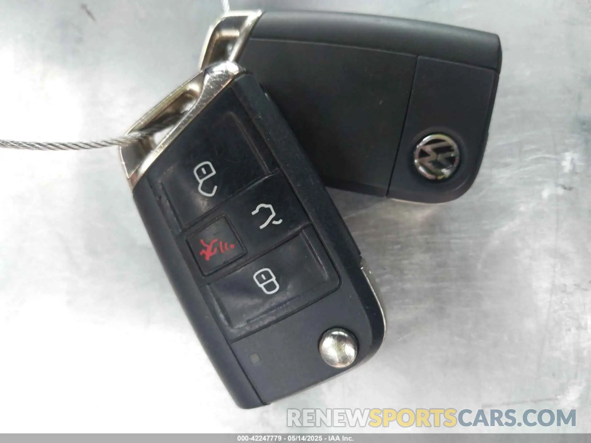 11 Photograph of a damaged car 3VV3B7AX2KM044451 VOLKSWAGEN TIGUAN 2019