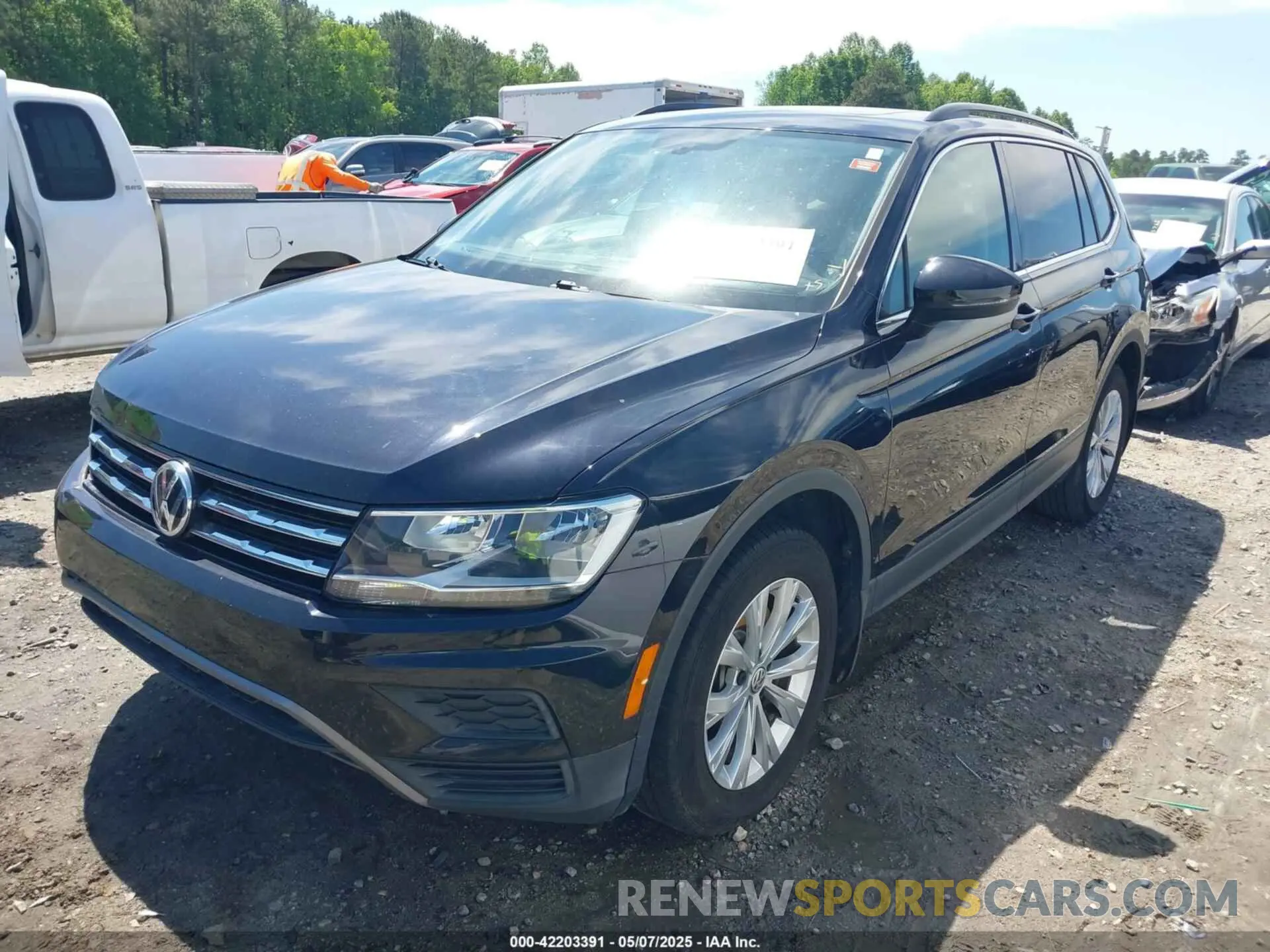 2 Photograph of a damaged car 3VV3B7AX2KM053330 VOLKSWAGEN TIGUAN 2019