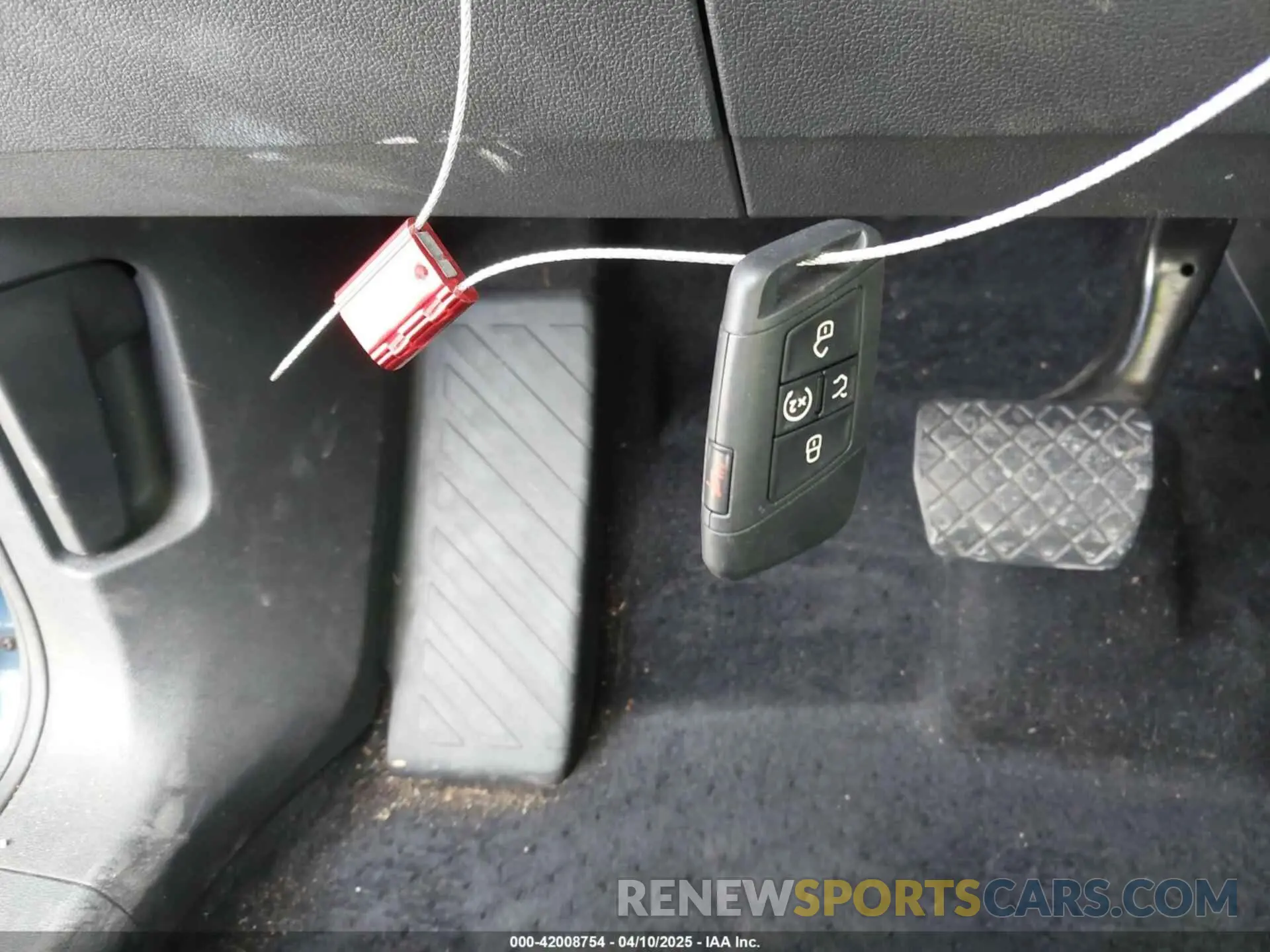 11 Photograph of a damaged car 3VV3B7AX2KM064568 VOLKSWAGEN TIGUAN 2019