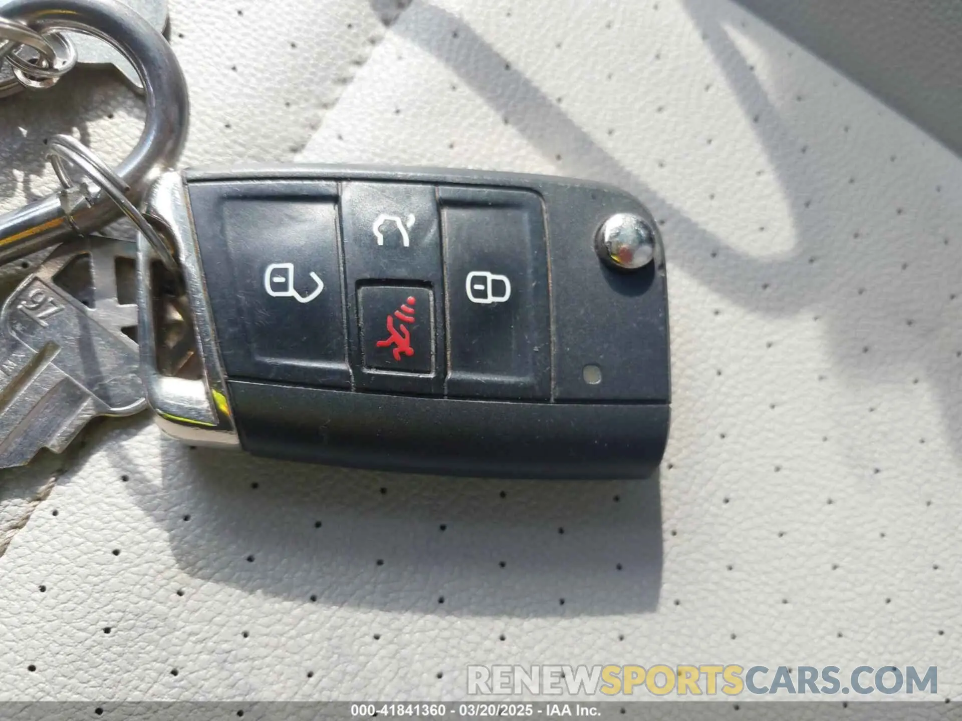 11 Photograph of a damaged car 3VV3B7AX2KM067907 VOLKSWAGEN TIGUAN 2019