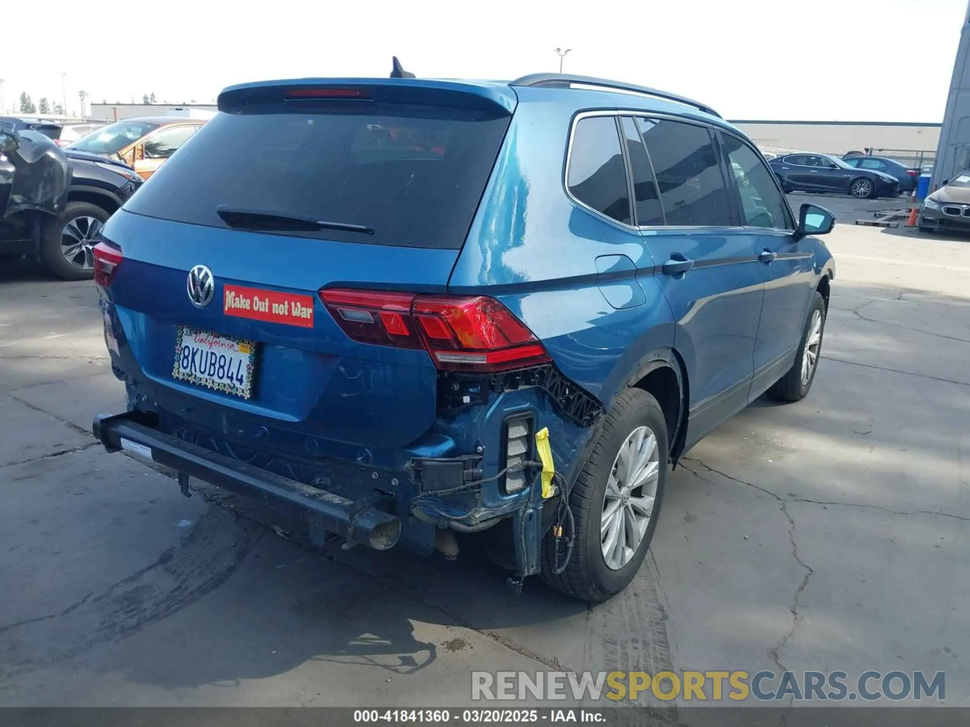 4 Photograph of a damaged car 3VV3B7AX2KM067907 VOLKSWAGEN TIGUAN 2019