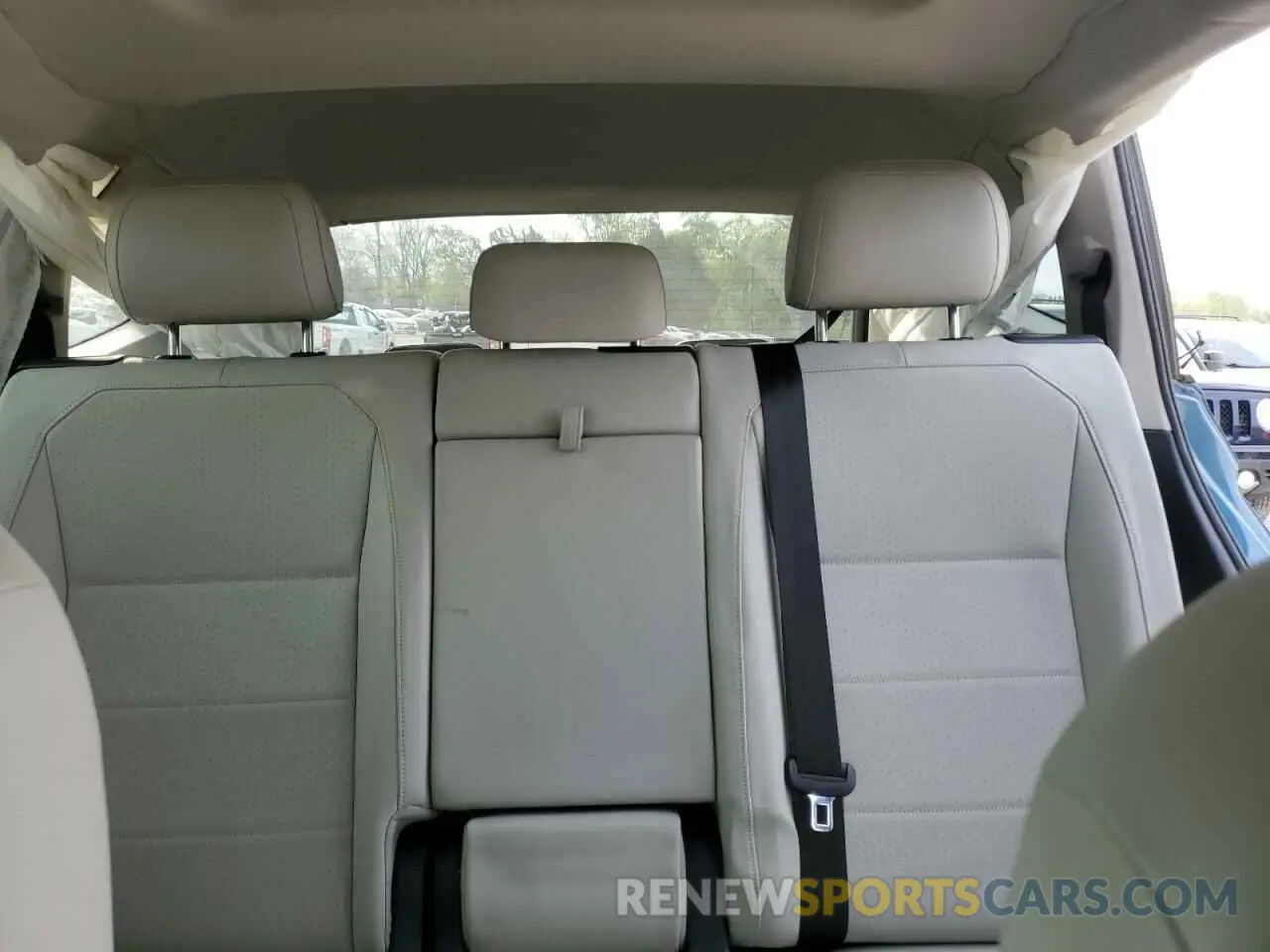 10 Photograph of a damaged car 3VV3B7AX2KM106480 VOLKSWAGEN TIGUAN 2019