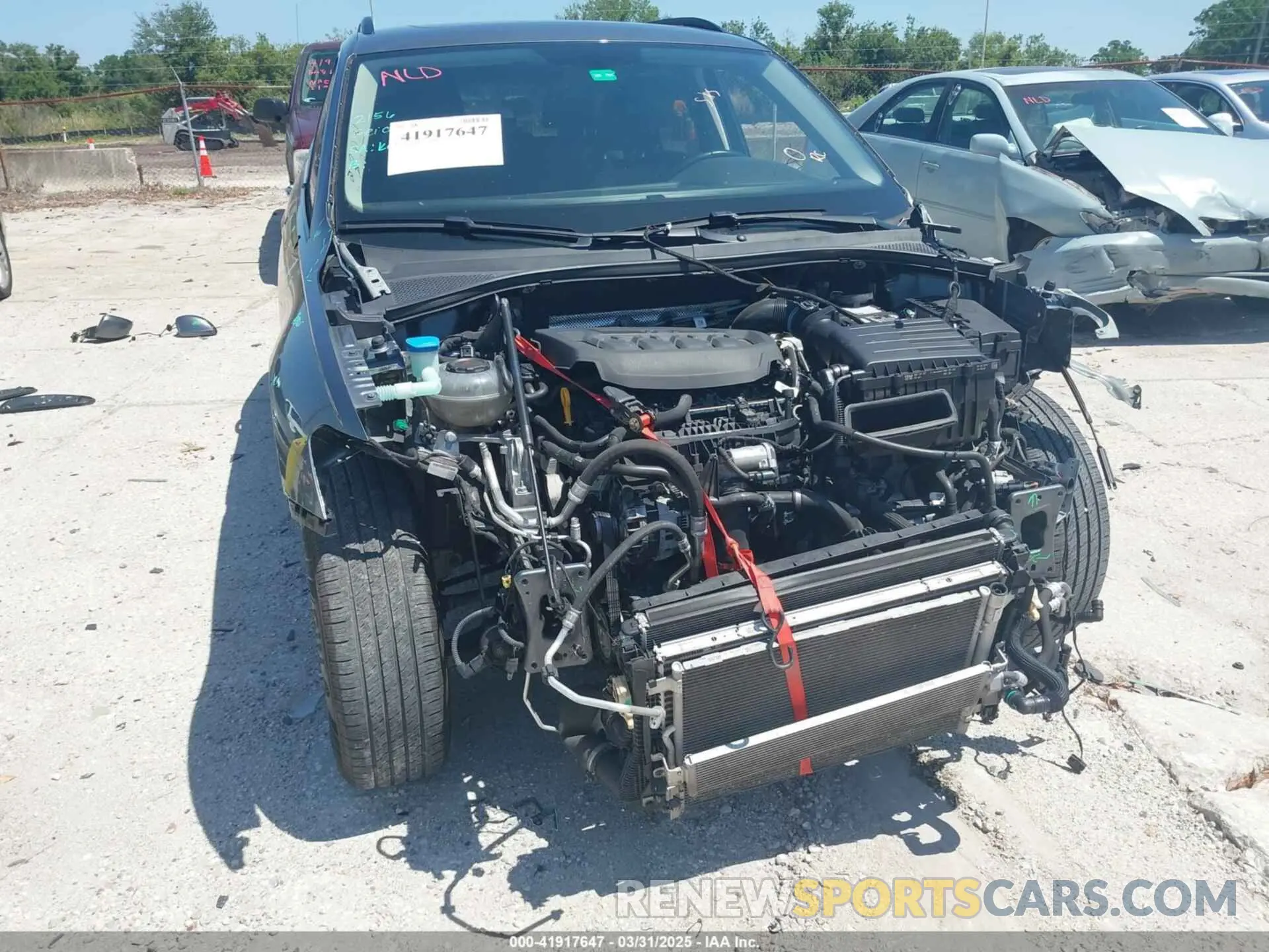 18 Photograph of a damaged car 3VV3B7AX2KM147949 VOLKSWAGEN TIGUAN 2019