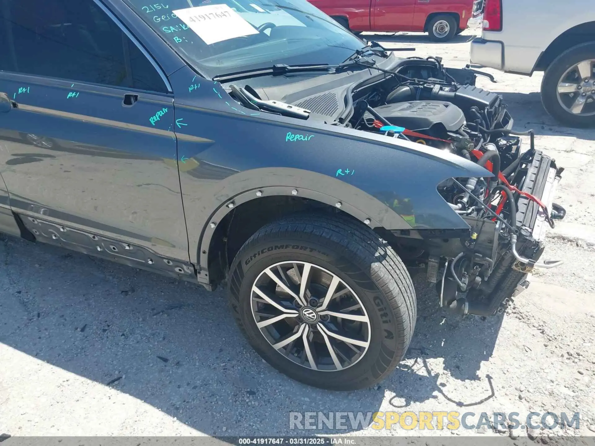 19 Photograph of a damaged car 3VV3B7AX2KM147949 VOLKSWAGEN TIGUAN 2019