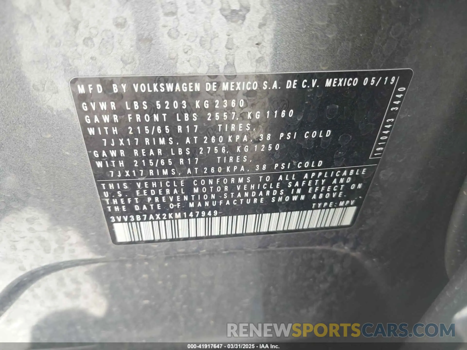 9 Photograph of a damaged car 3VV3B7AX2KM147949 VOLKSWAGEN TIGUAN 2019