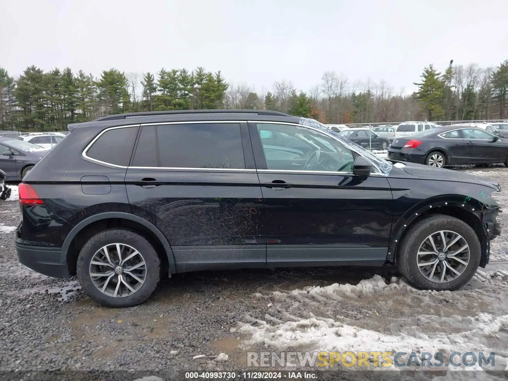 13 Photograph of a damaged car 3VV3B7AX2KM196407 VOLKSWAGEN TIGUAN 2019
