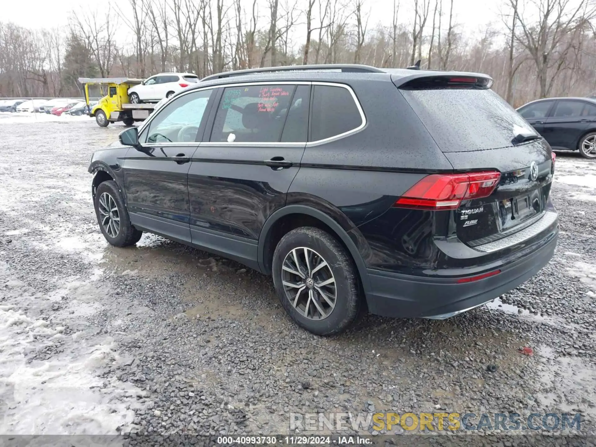 3 Photograph of a damaged car 3VV3B7AX2KM196407 VOLKSWAGEN TIGUAN 2019