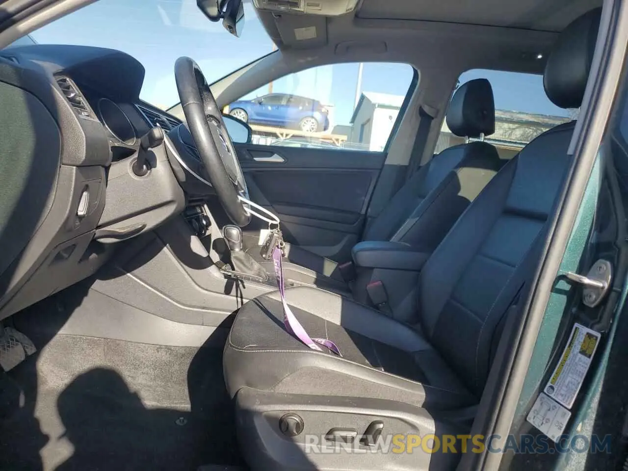 7 Photograph of a damaged car 3VV3B7AX3KM081508 VOLKSWAGEN TIGUAN 2019
