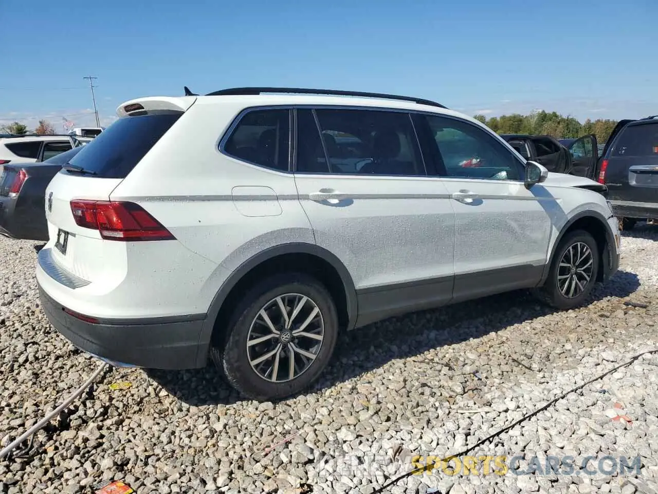 3 Photograph of a damaged car 3VV3B7AX3KM150732 VOLKSWAGEN TIGUAN 2019