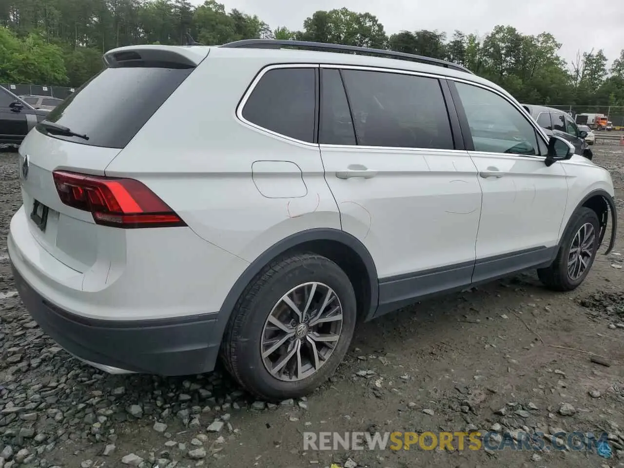 3 Photograph of a damaged car 3VV3B7AX3KM177252 VOLKSWAGEN TIGUAN 2019