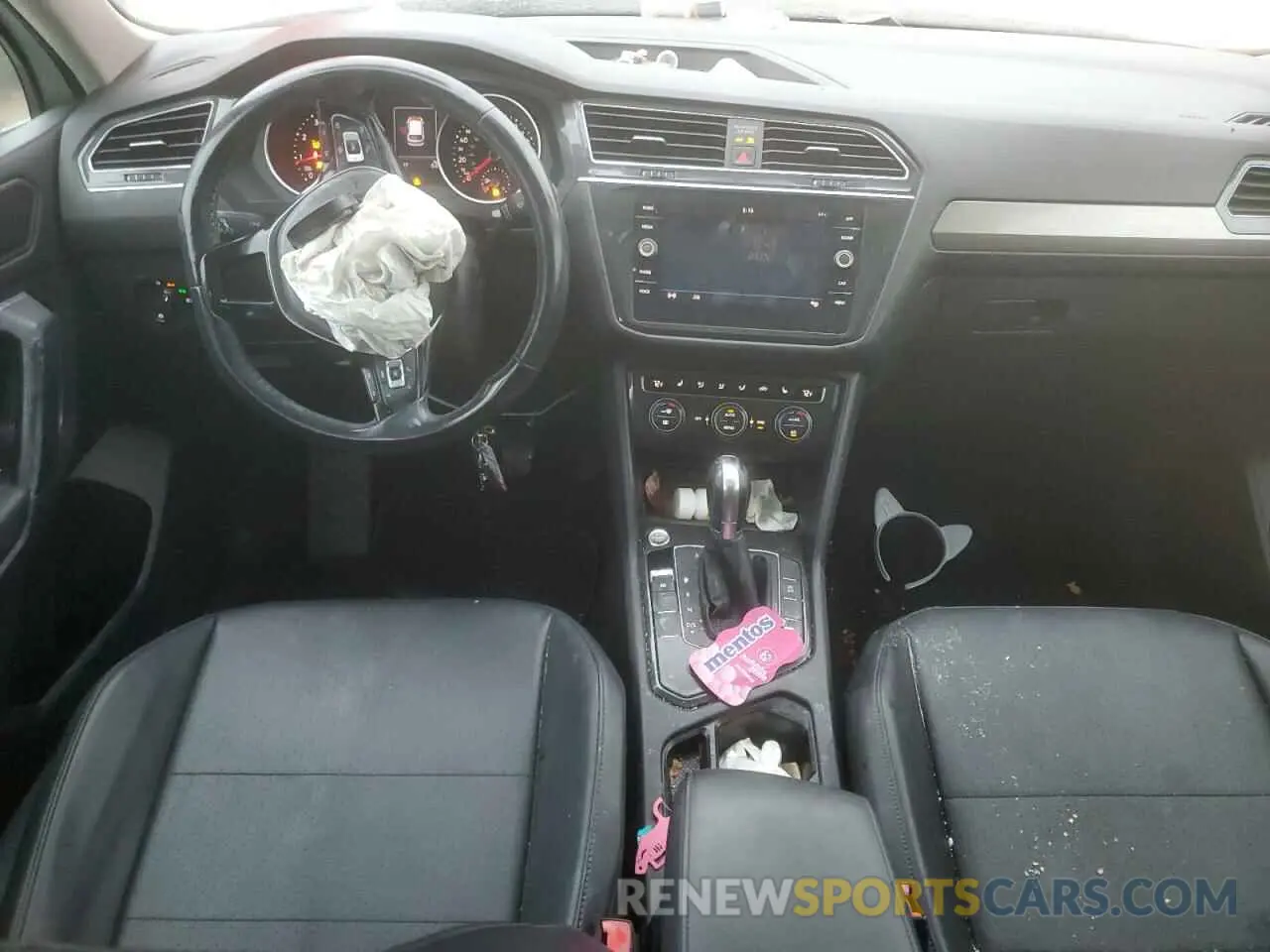 8 Photograph of a damaged car 3VV3B7AX4KM027487 VOLKSWAGEN TIGUAN 2019