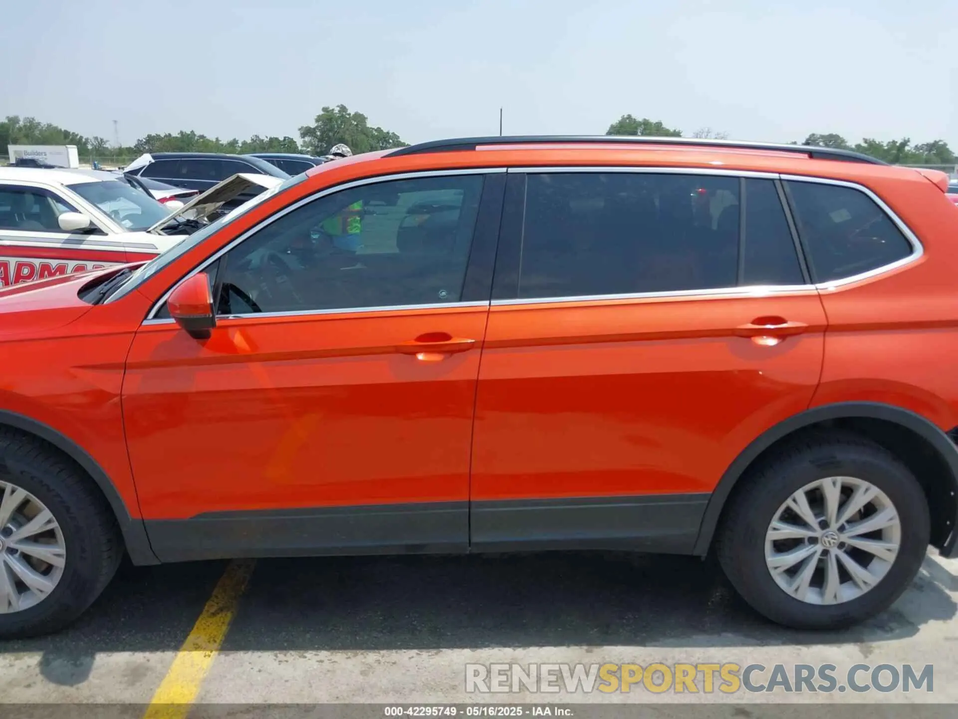 15 Photograph of a damaged car 3VV3B7AX4KM045617 VOLKSWAGEN TIGUAN 2019
