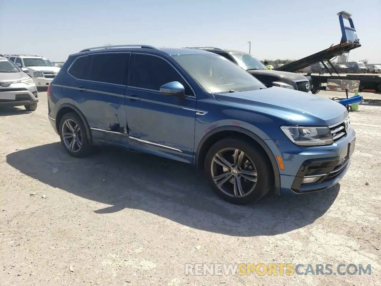 4 Photograph of a damaged car 3VV3B7AX4KM061848 VOLKSWAGEN TIGUAN 2019