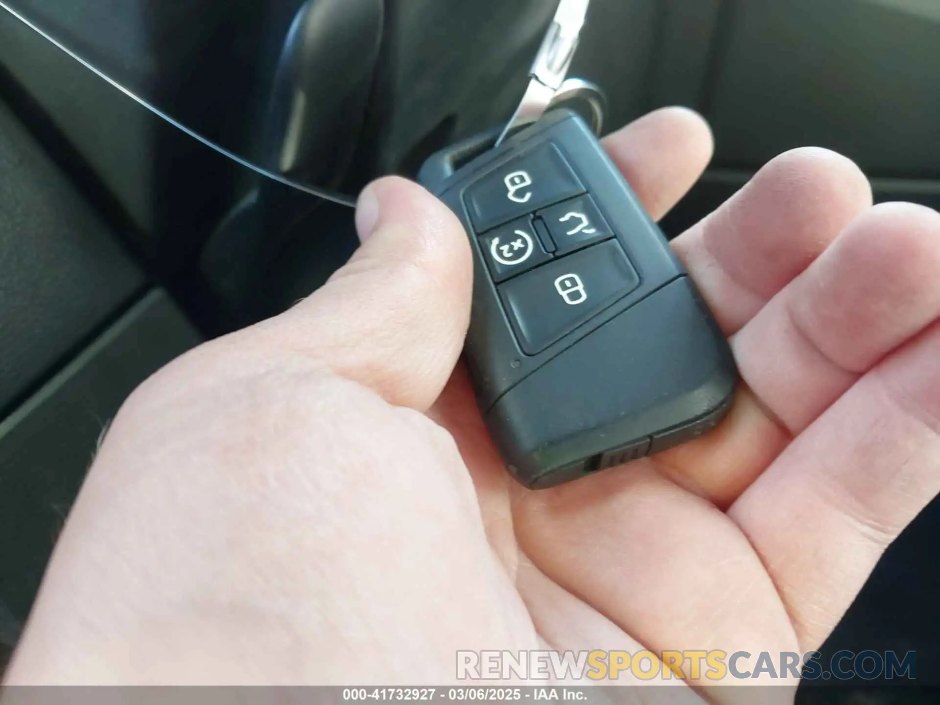 11 Photograph of a damaged car 3VV3B7AX4KM148455 VOLKSWAGEN TIGUAN 2019