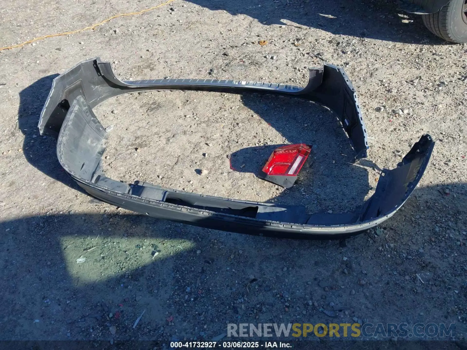 12 Photograph of a damaged car 3VV3B7AX4KM148455 VOLKSWAGEN TIGUAN 2019