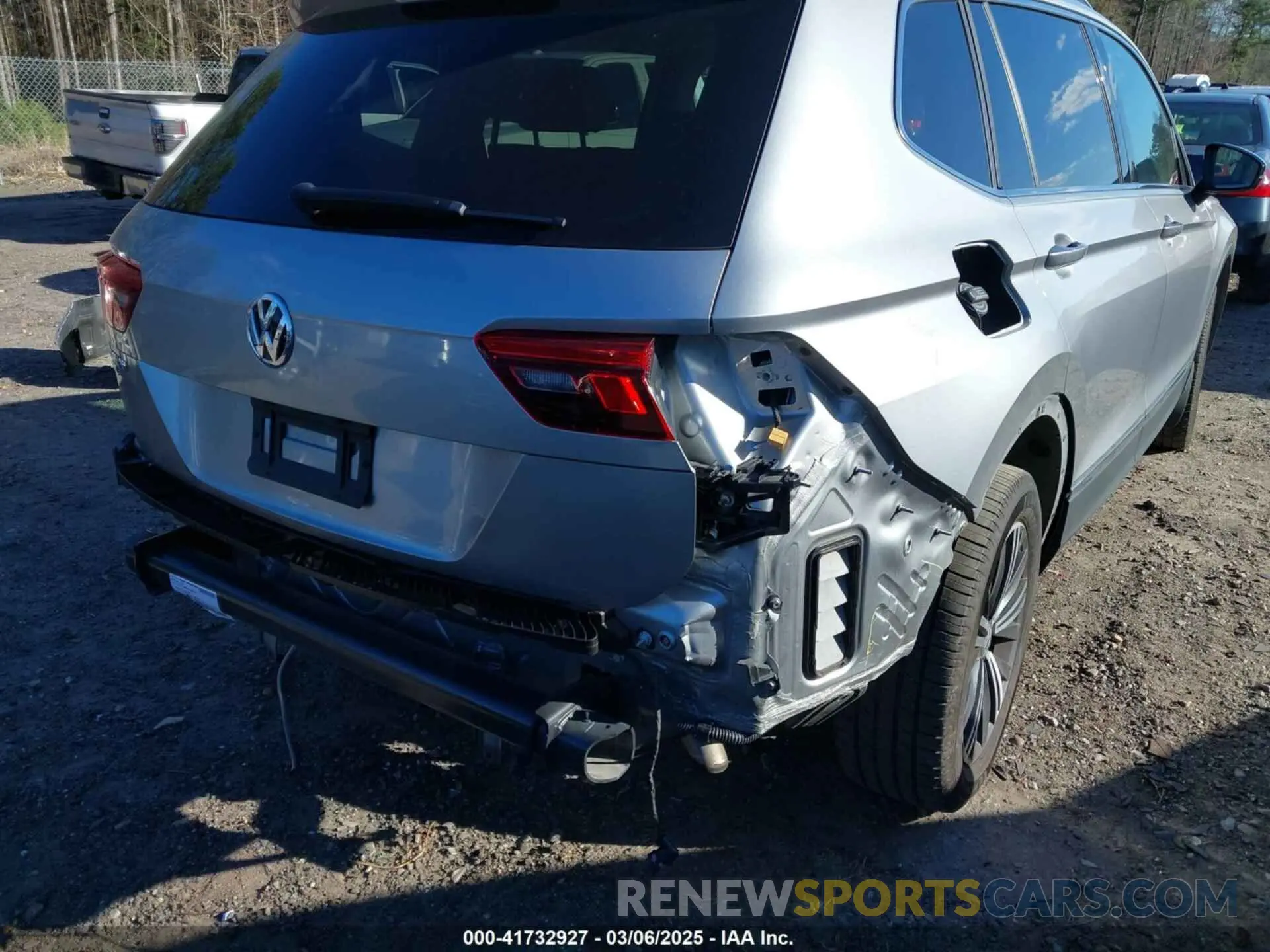 6 Photograph of a damaged car 3VV3B7AX4KM148455 VOLKSWAGEN TIGUAN 2019