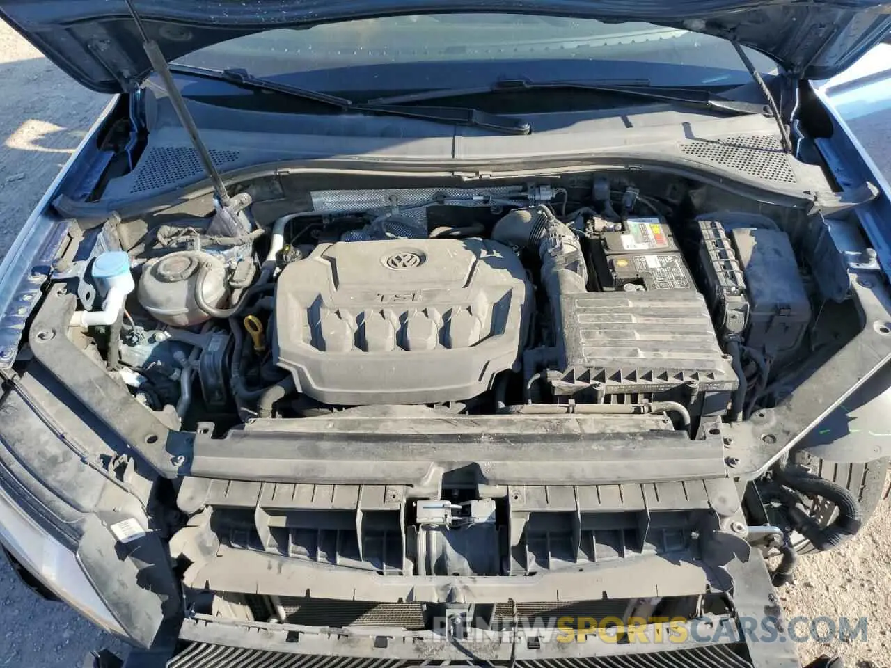 12 Photograph of a damaged car 3VV3B7AX5KM052687 VOLKSWAGEN TIGUAN 2019