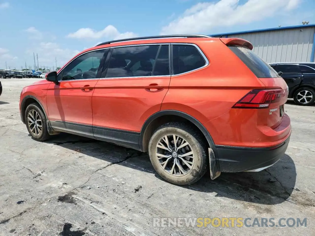 2 Photograph of a damaged car 3VV3B7AX5KM066069 VOLKSWAGEN TIGUAN 2019
