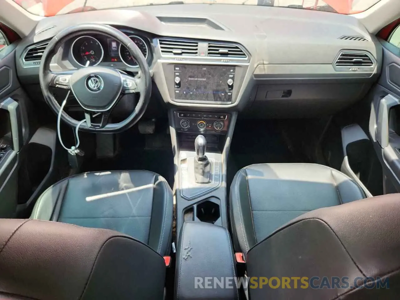 8 Photograph of a damaged car 3VV3B7AX5KM066069 VOLKSWAGEN TIGUAN 2019
