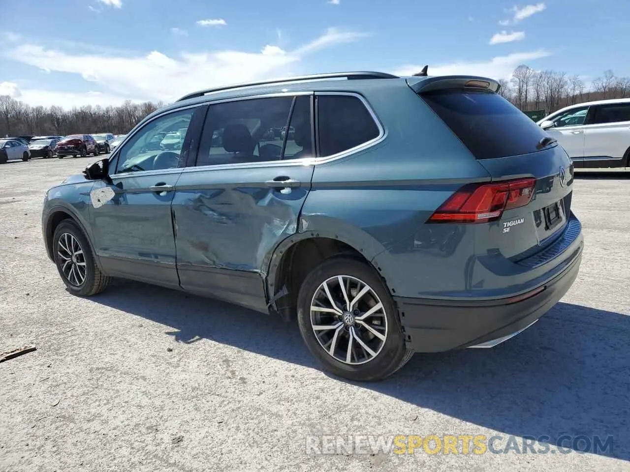 2 Photograph of a damaged car 3VV3B7AX5KM104500 VOLKSWAGEN TIGUAN 2019