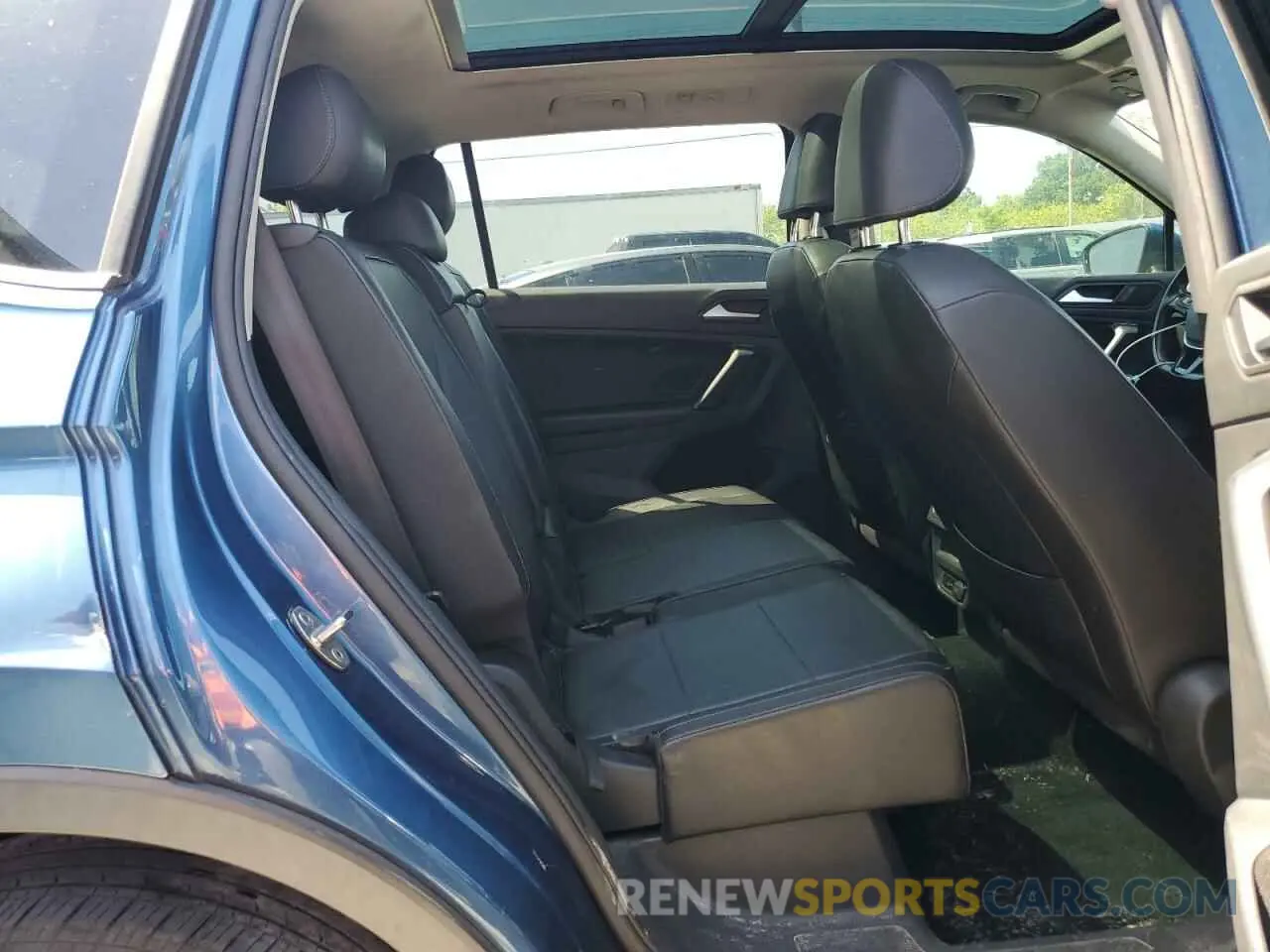 11 Photograph of a damaged car 3VV3B7AX5KM152871 VOLKSWAGEN TIGUAN 2019