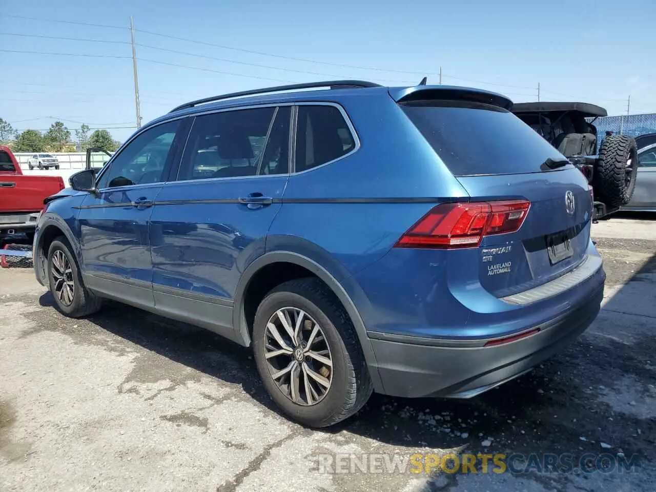 2 Photograph of a damaged car 3VV3B7AX5KM152871 VOLKSWAGEN TIGUAN 2019