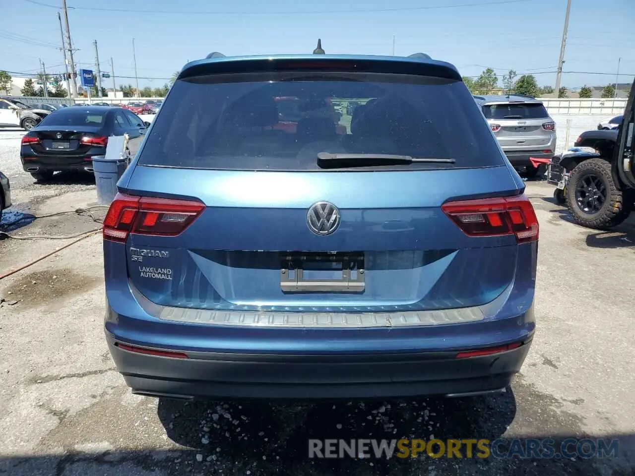 6 Photograph of a damaged car 3VV3B7AX5KM152871 VOLKSWAGEN TIGUAN 2019