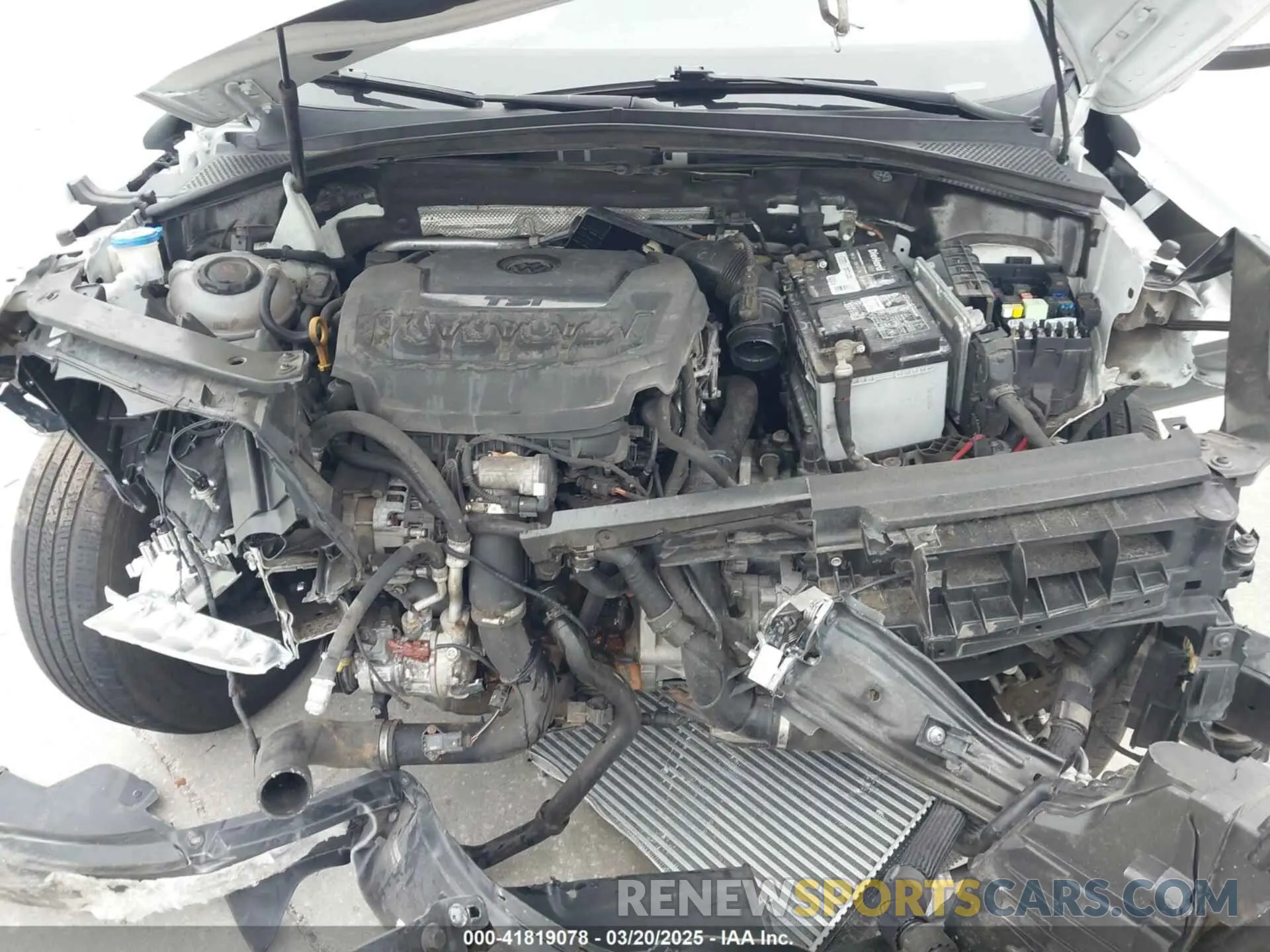 10 Photograph of a damaged car 3VV3B7AX5KM153342 VOLKSWAGEN TIGUAN 2019